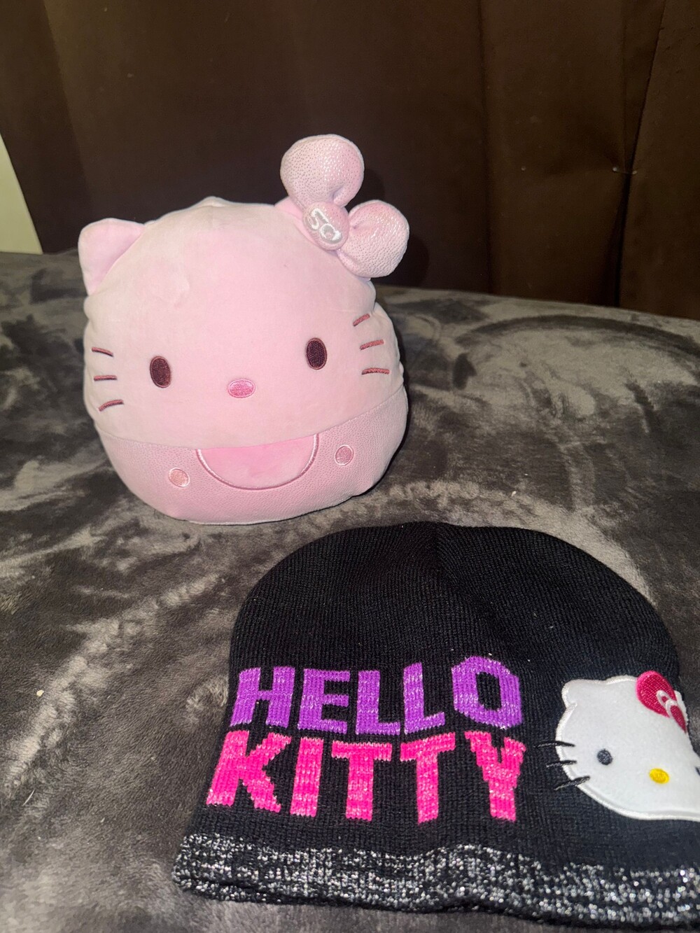 Hello Kitty Pink Plush 50th anniversary and Black Acrylic Beanie Hat Set
